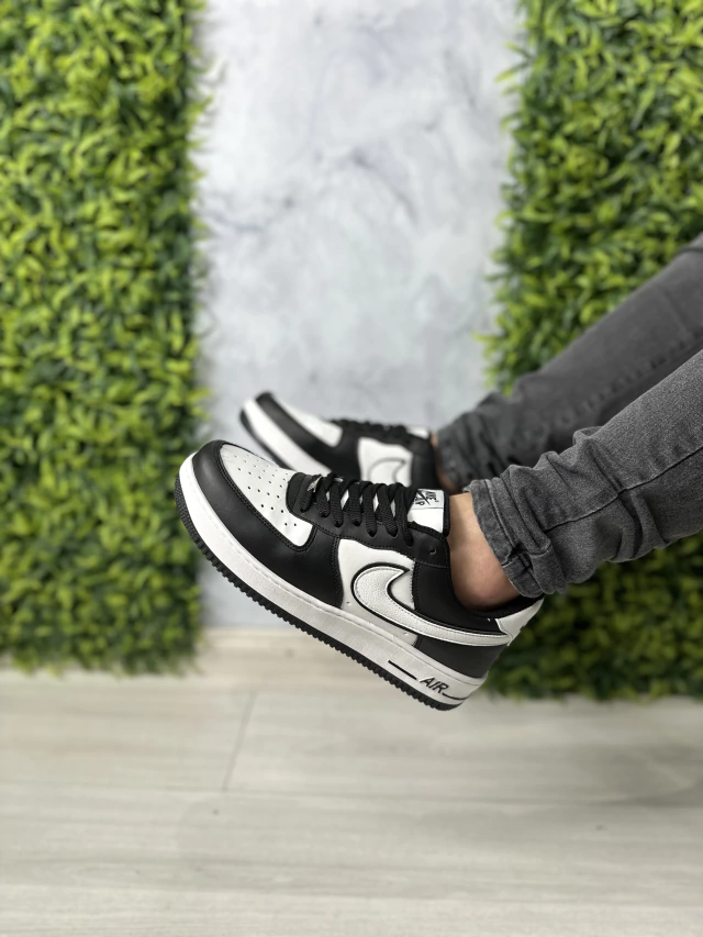 Tênis Nike Air Force